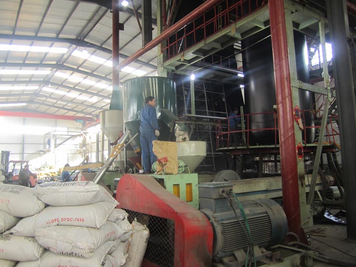 沈陽土工膜,具備超強(qiáng)抗拉伸才能的土工布